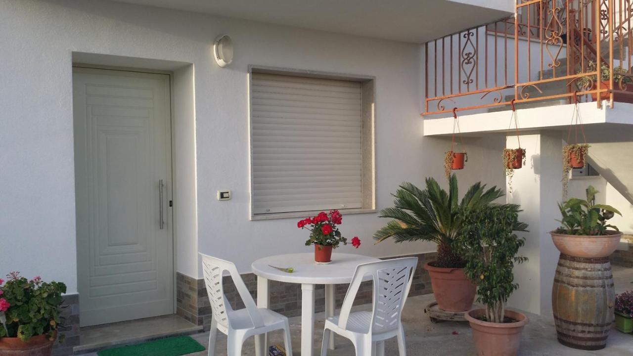 Sole E Fiori Di Sicilia Apartment Valderice Ngoại thất bức ảnh